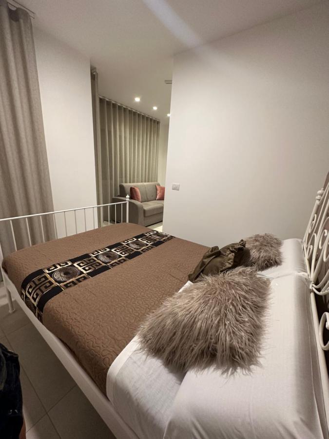 Apartments Ennio Top Class Bari Luaran gambar